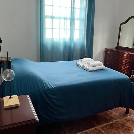 Azul 31 Lajes das Flores