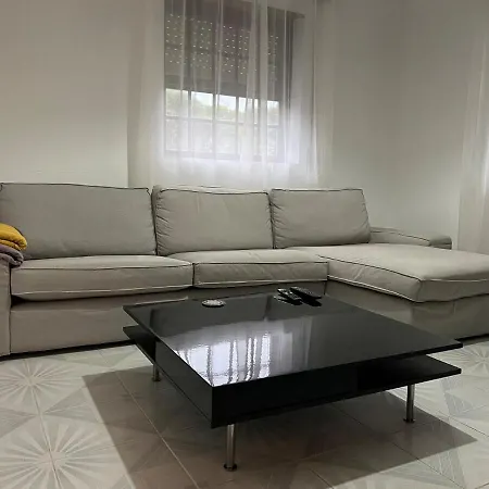 Azul 31 * Lajes das Flores